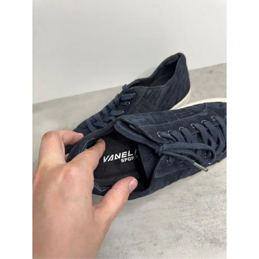 Vaneli Sneaker Size 7.5 Wide Navy Lace Up Suede Sport Shoes‎